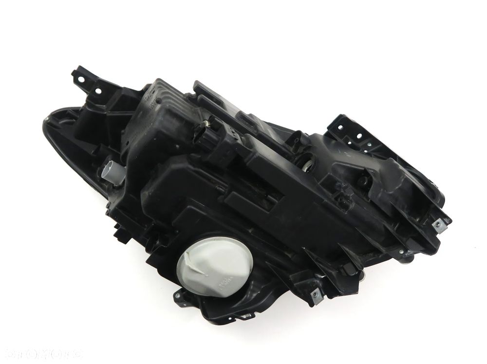 SUZUKI SWIFT VIII 8 2017 - reflektor FULL LED lewy lampa L ORYGINAŁ OE - 8
