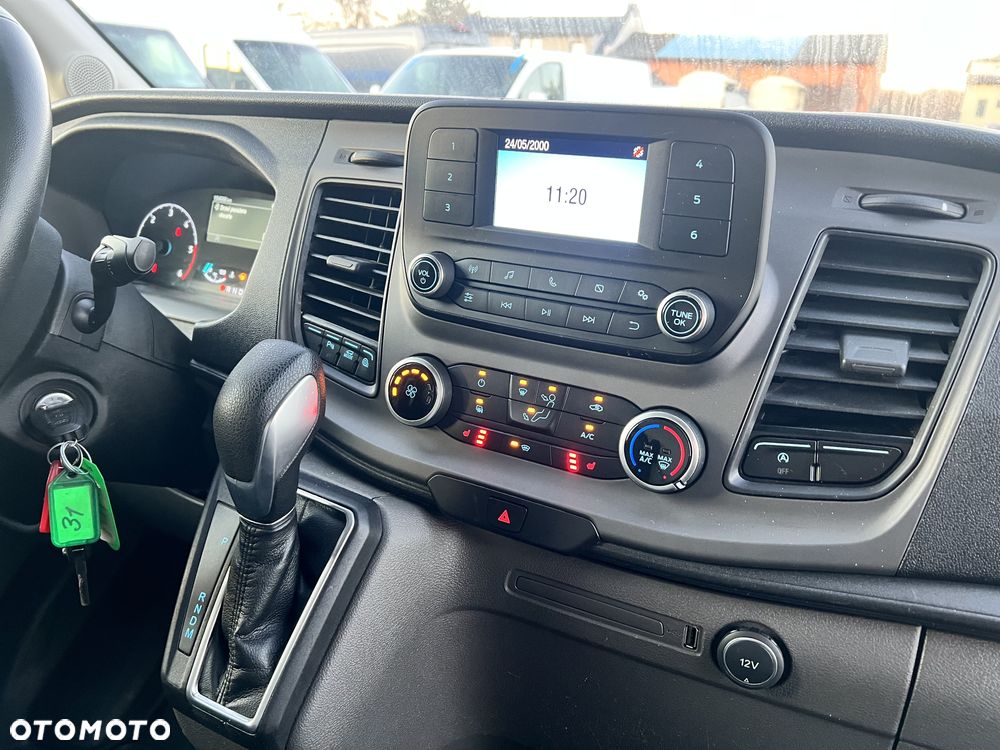 Ford Transit - 13