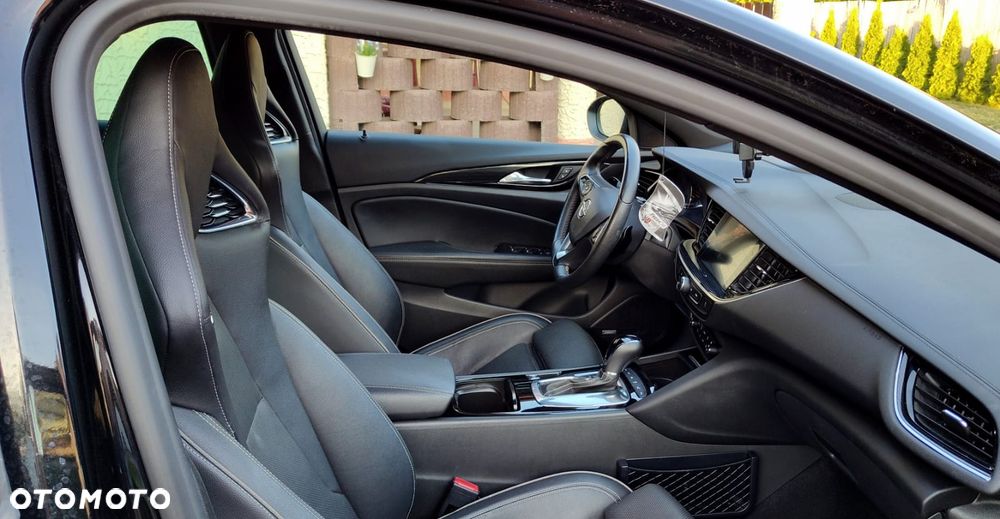 Opel Insignia 2.0 CDTI 4x4 Ultimate S&S - 29
