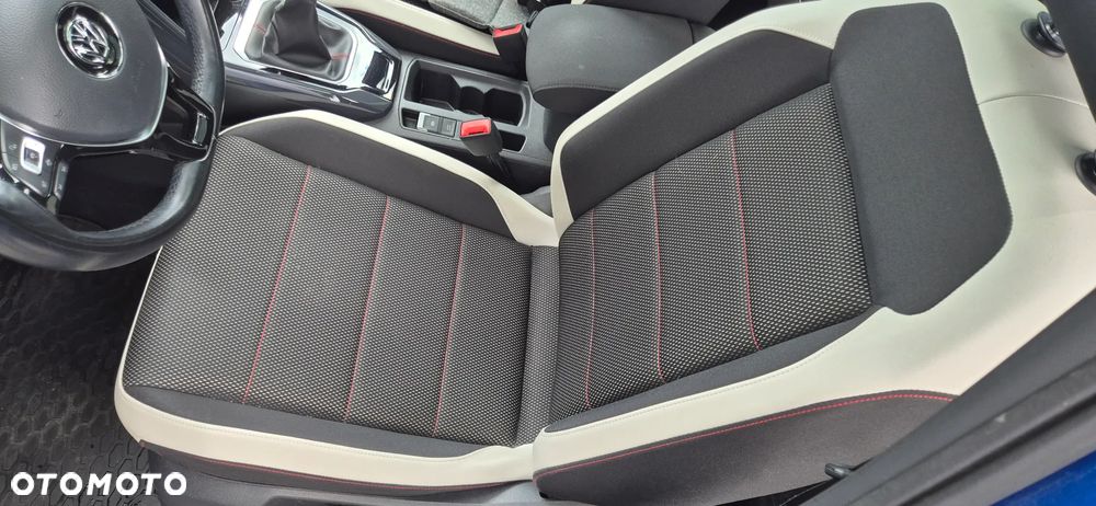 Volkswagen T-Roc 1.5 TSI GPF ACT Premium - 7