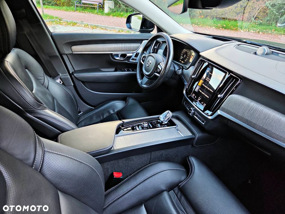 Volvo S90 - 33