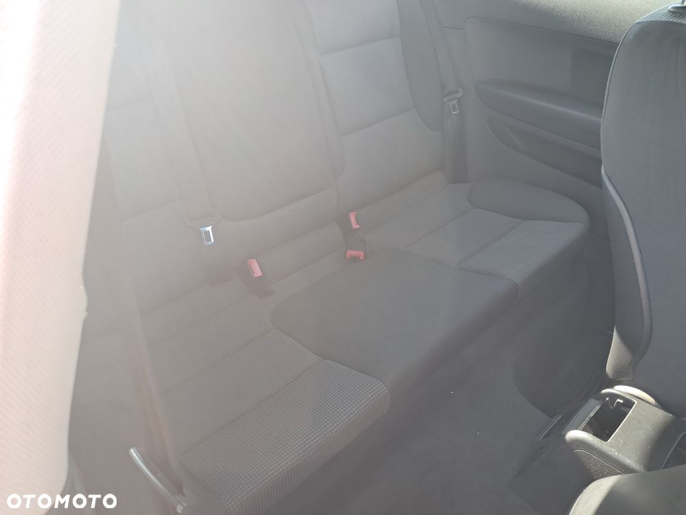 Audi A3 3-drzwiowe 1.6 Ambition - 10