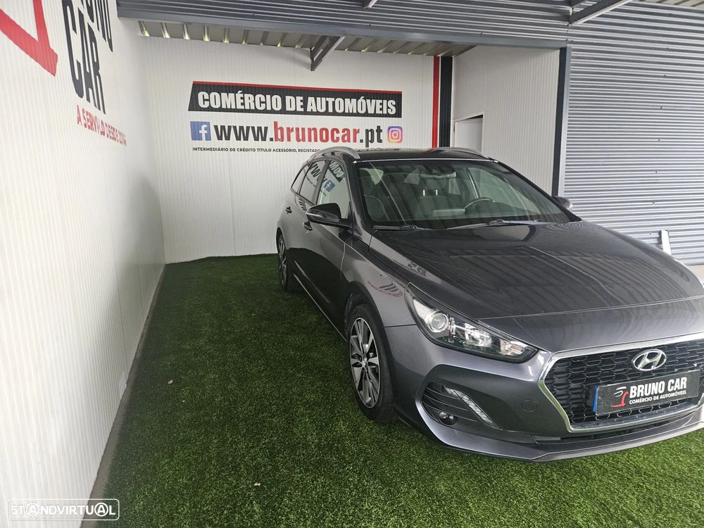 Hyundai i30 SW 1.6 CRDI Prime - 3
