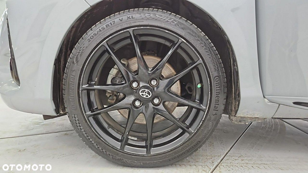 Toyota Yaris - 25