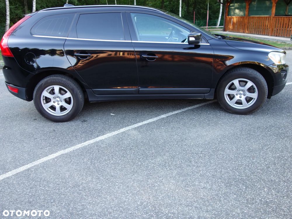 Volvo XC 60 2.4D Momentum - 6