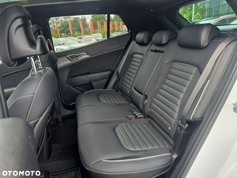 Kia Sportage - 16