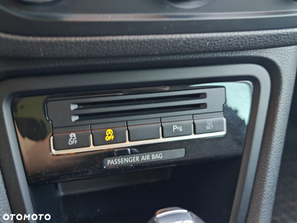 Volkswagen Sharan 2.0 TDI Comfortline DSG - 21