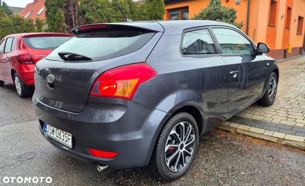 Kia ProCeed 2.0 CVVT Spirit - 9