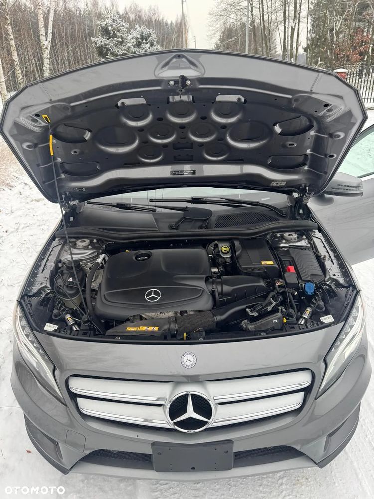 Mercedes-Benz GLA 250 4Matic 7G-DCT AMG Line - 29