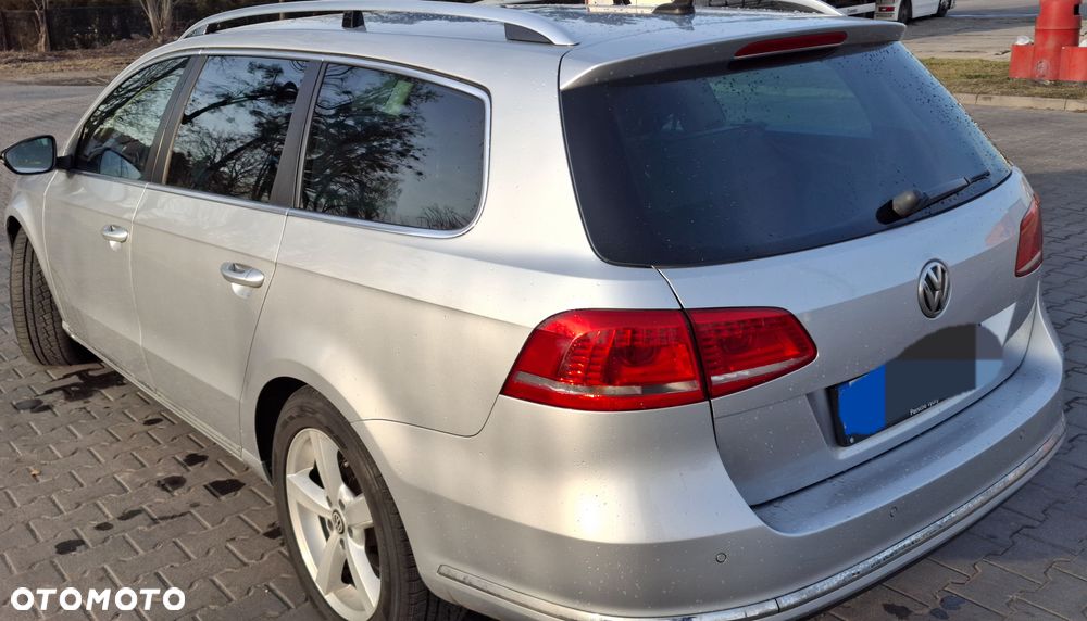 Volkswagen Passat 2.0 TDI Comfortline DSG - 12