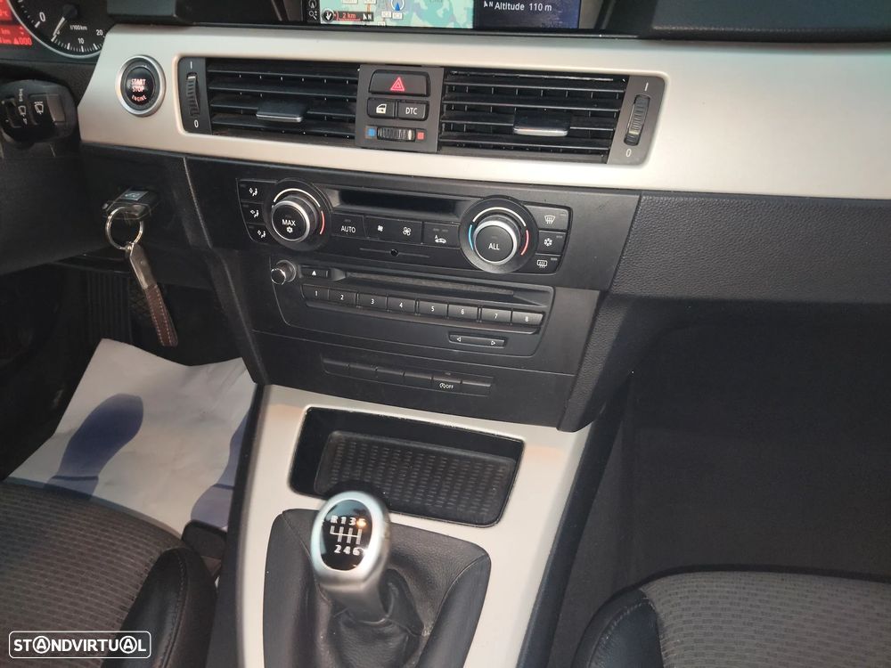 BMW 320 d Navigation - 15