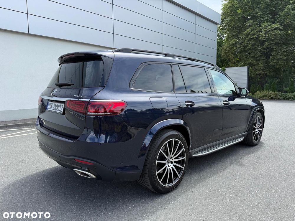 Mercedes-Benz GLS - 11