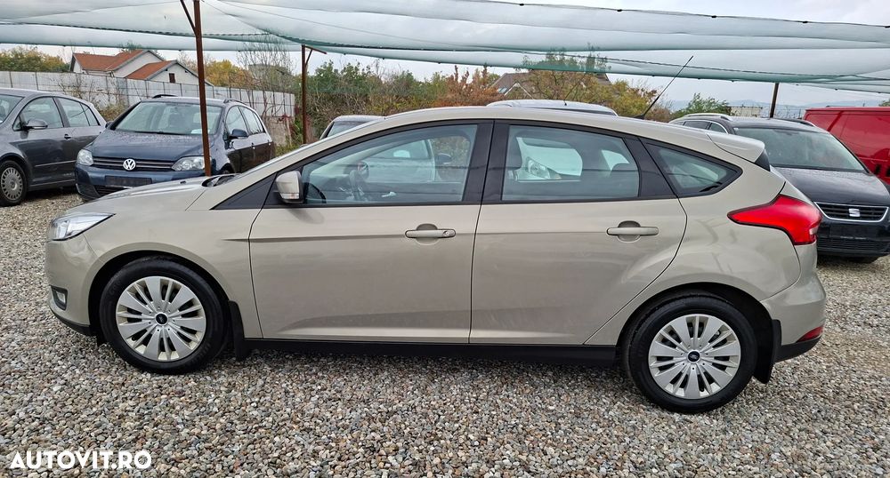 Ford Focus - 5