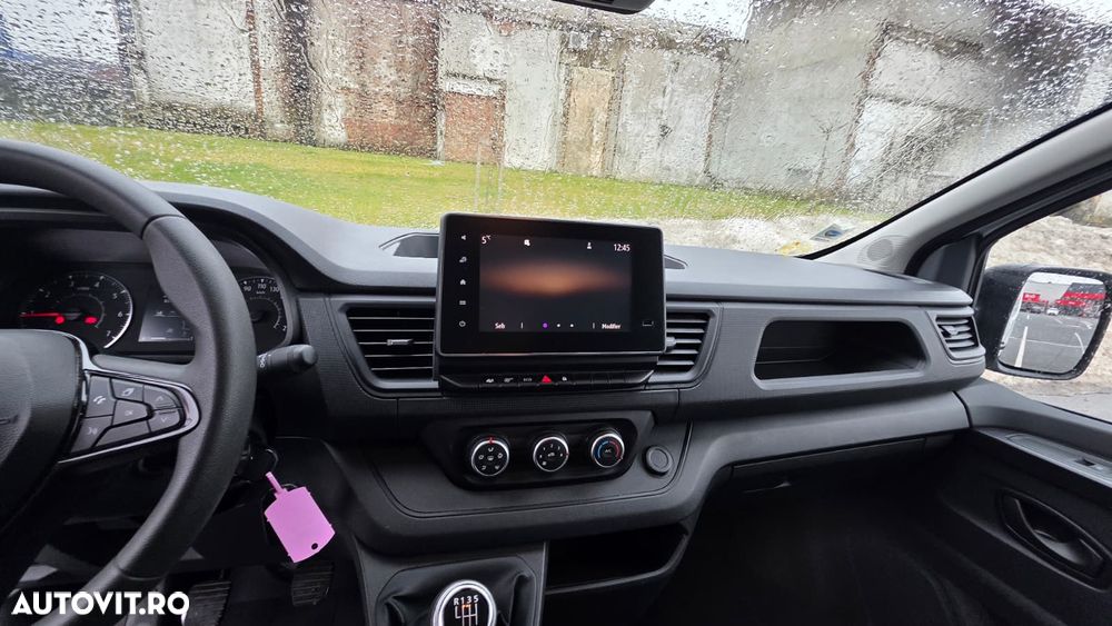 Renault Trafic - 19