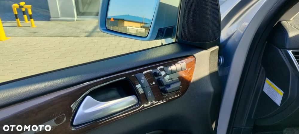 Mercedes-Benz GL 350 BlueTEC 4Matic 7G-TRONIC - 33