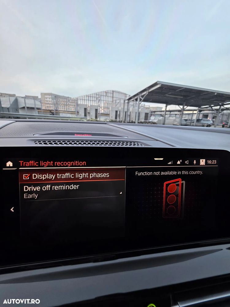 BMW M8 M850i xDrive - 29