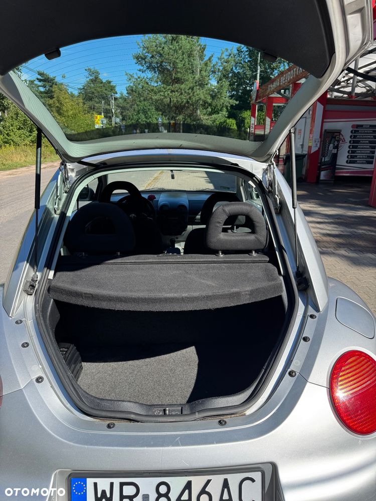 Volkswagen New Beetle - 13