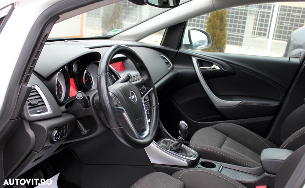 Opel Astra - 12