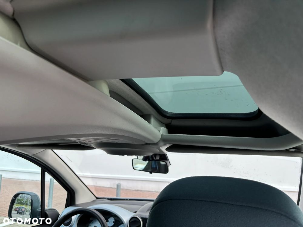 Citroën Berlingo Multispace VTi 120 SELECTION - 32
