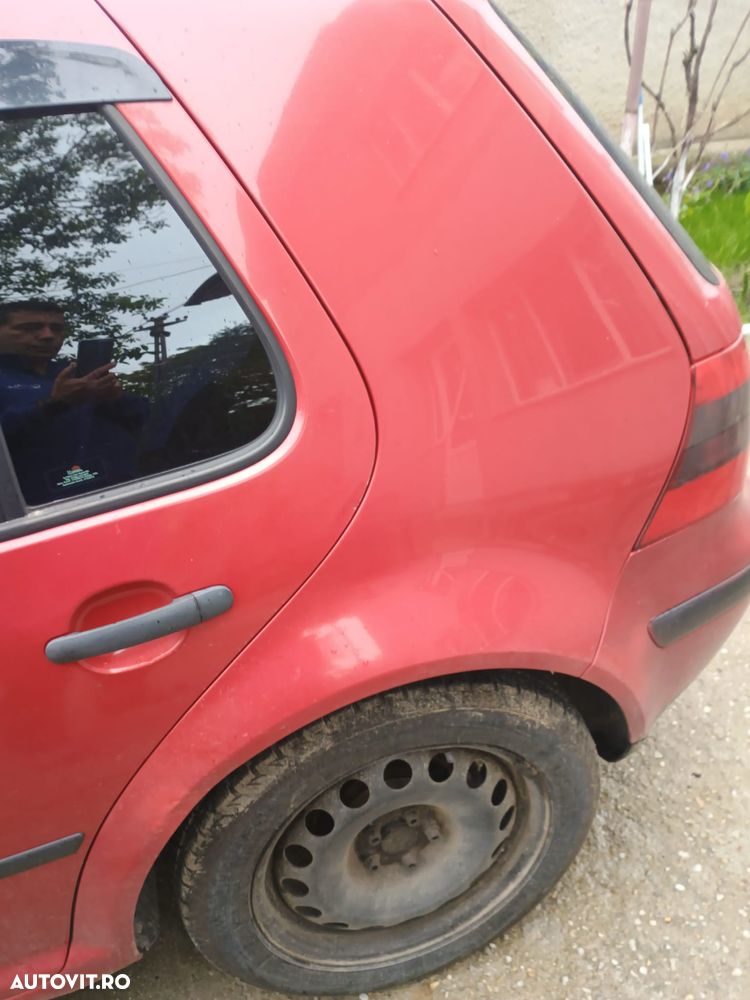 Volkswagen Golf - 9