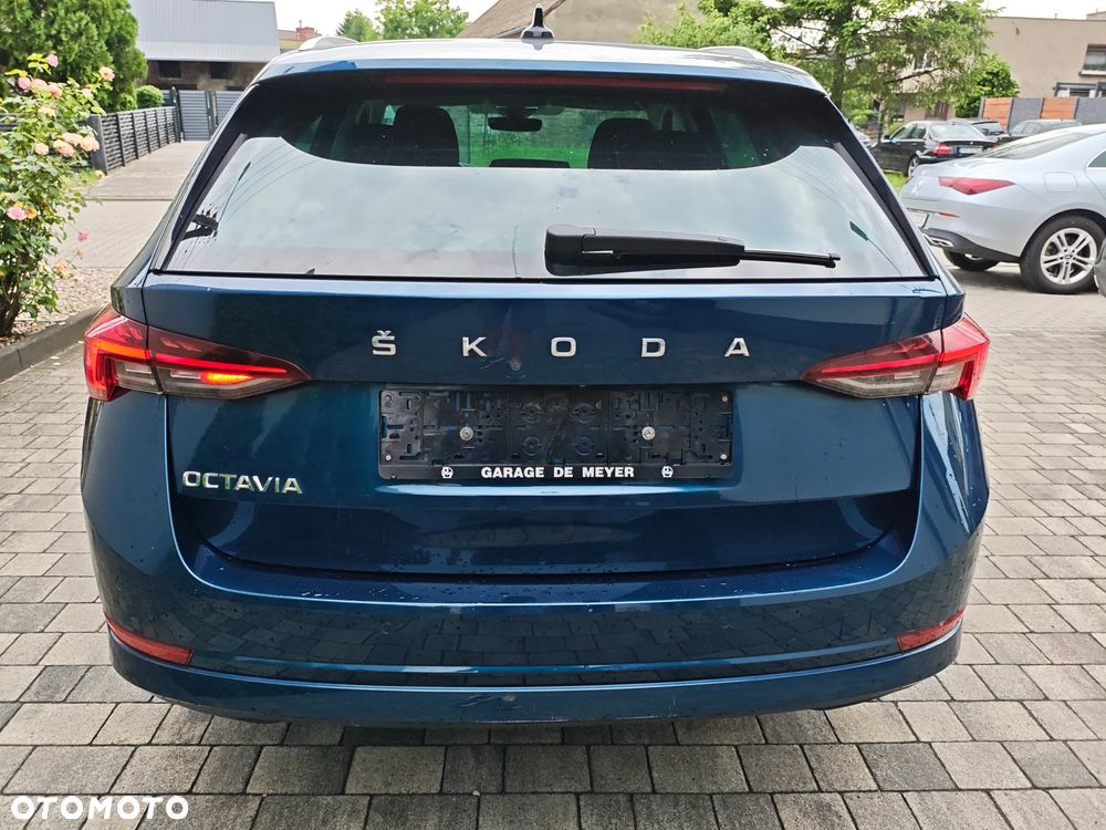 Skoda Octavia 2.0 TDI Style - 8