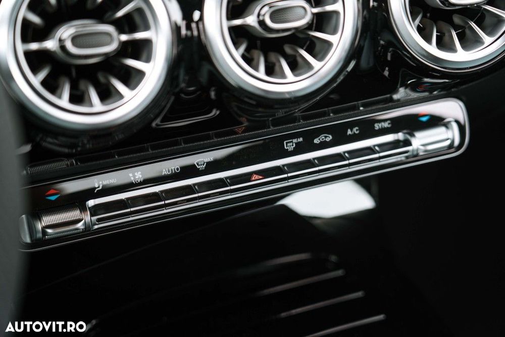 Mercedes-Benz A - 24