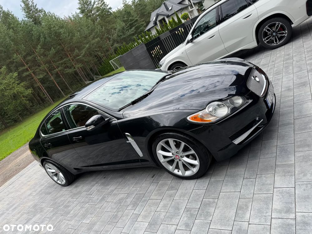 Jaguar XF 4.2 SV8 - 3