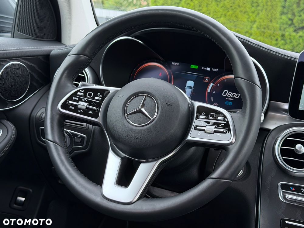 Mercedes-Benz GLC 300 de 4Matic 9G-TRONIC AMG Line - 28