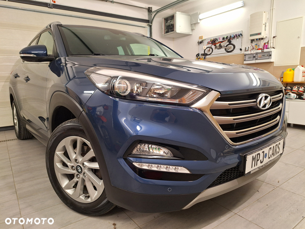 Hyundai Tucson blue 1.6 GDi 2WD Navi