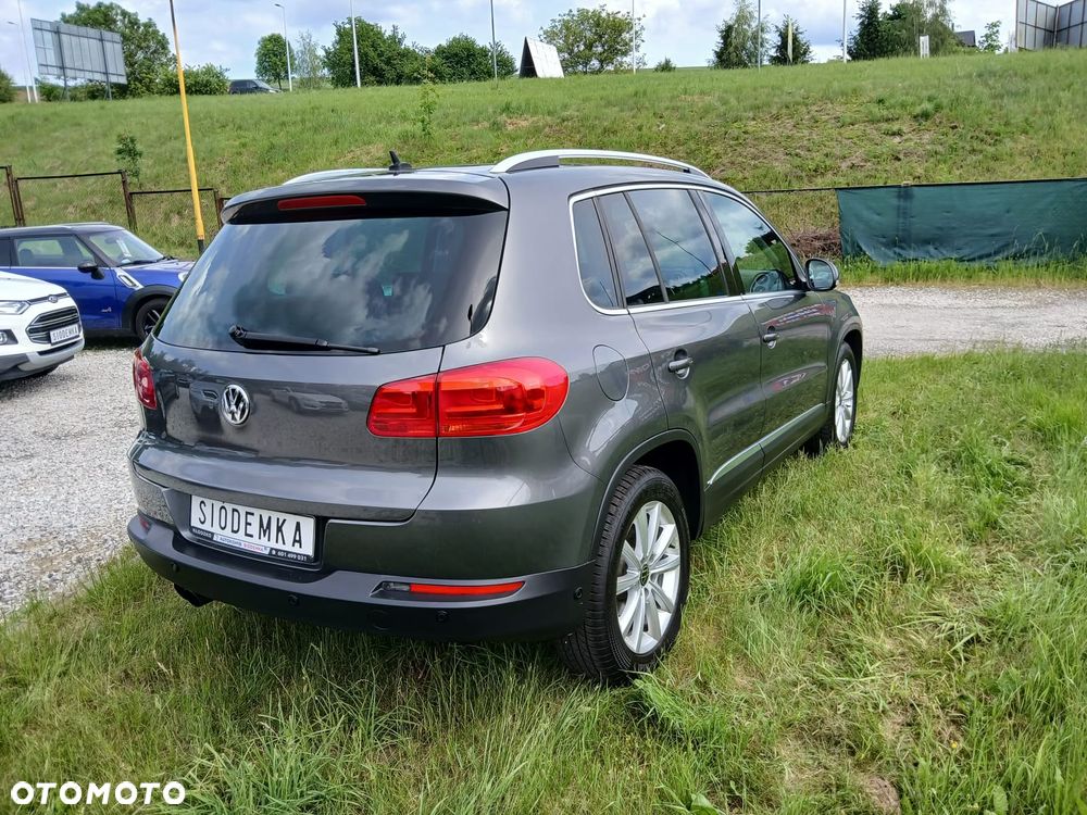 Volkswagen Tiguan - 14