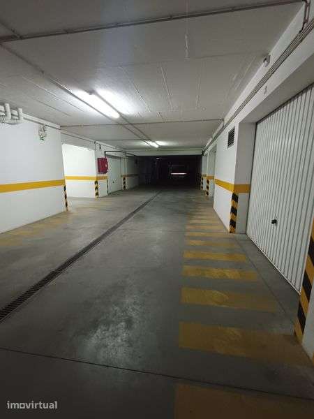 Garagem em Azeitão - Grande imagem: 4/4