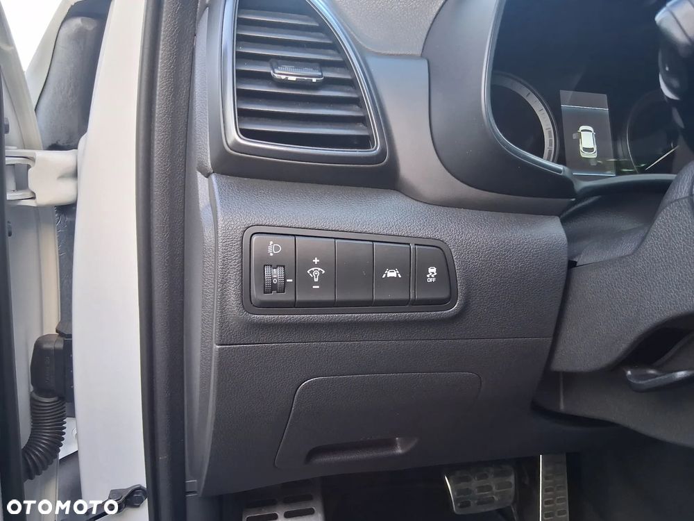 Hyundai Tucson 1.6 CRDi 48V-Hybrid 2WD DCT N Line X - 30