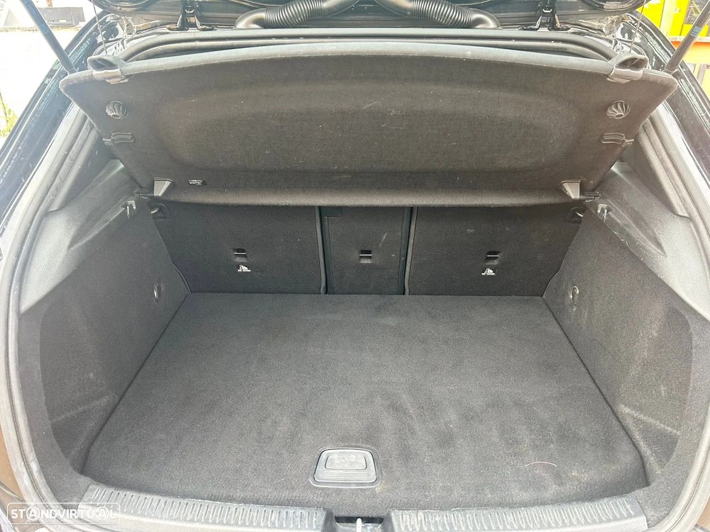 Mercedes-Benz A 250 e Style Plus - 51