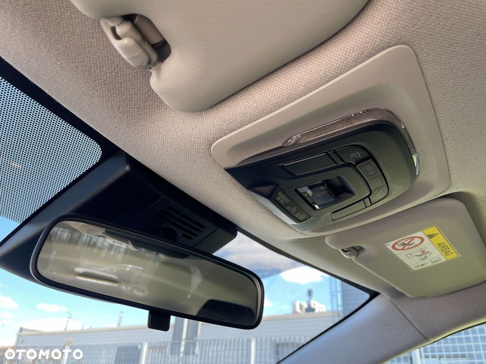 Toyota Corolla 1.8 Hybrid Comfort - 27