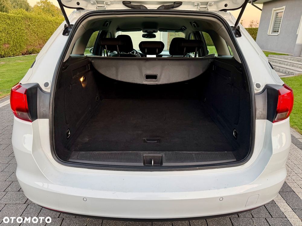 Opel Astra 1.6 CDTI Enjoy - 23