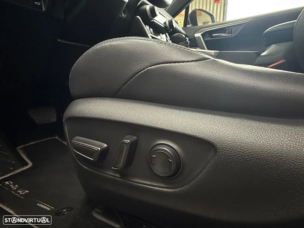 Toyota RAV4 2.5 HDF Square Collection - 28