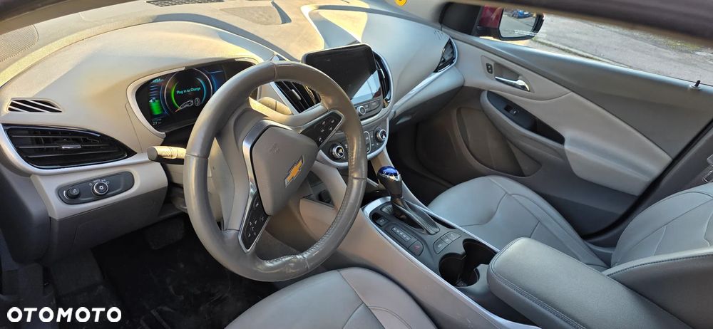 Chevrolet Volt - 40