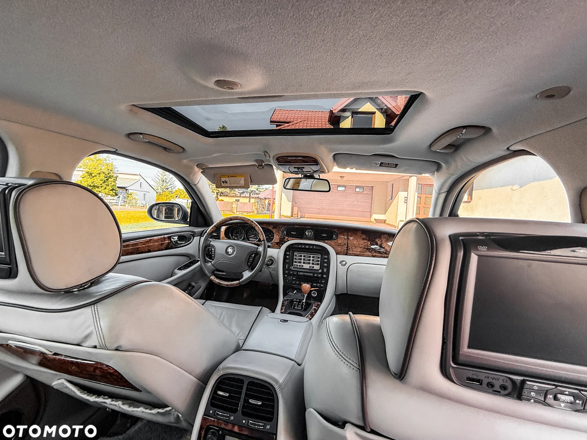 Jaguar S-Type 4.2 V8 High - 10