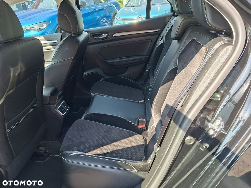 Renault Megane 1.6 SCe Intens - 11