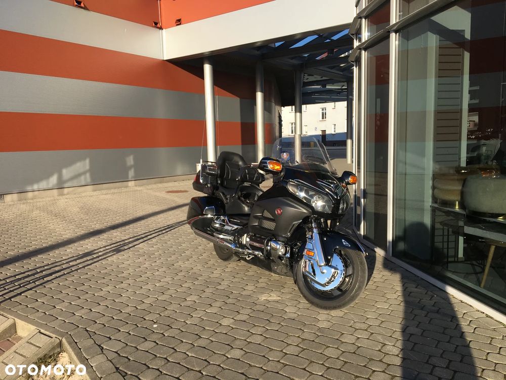 Honda GL - 9