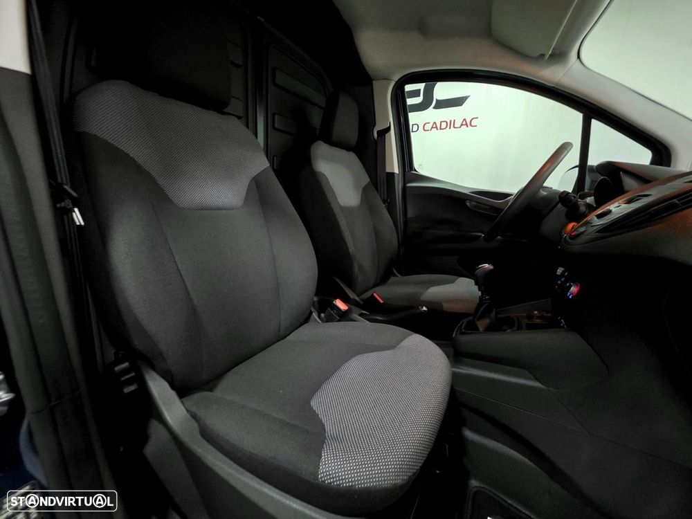 Ford Transit COURIER VAN - 23