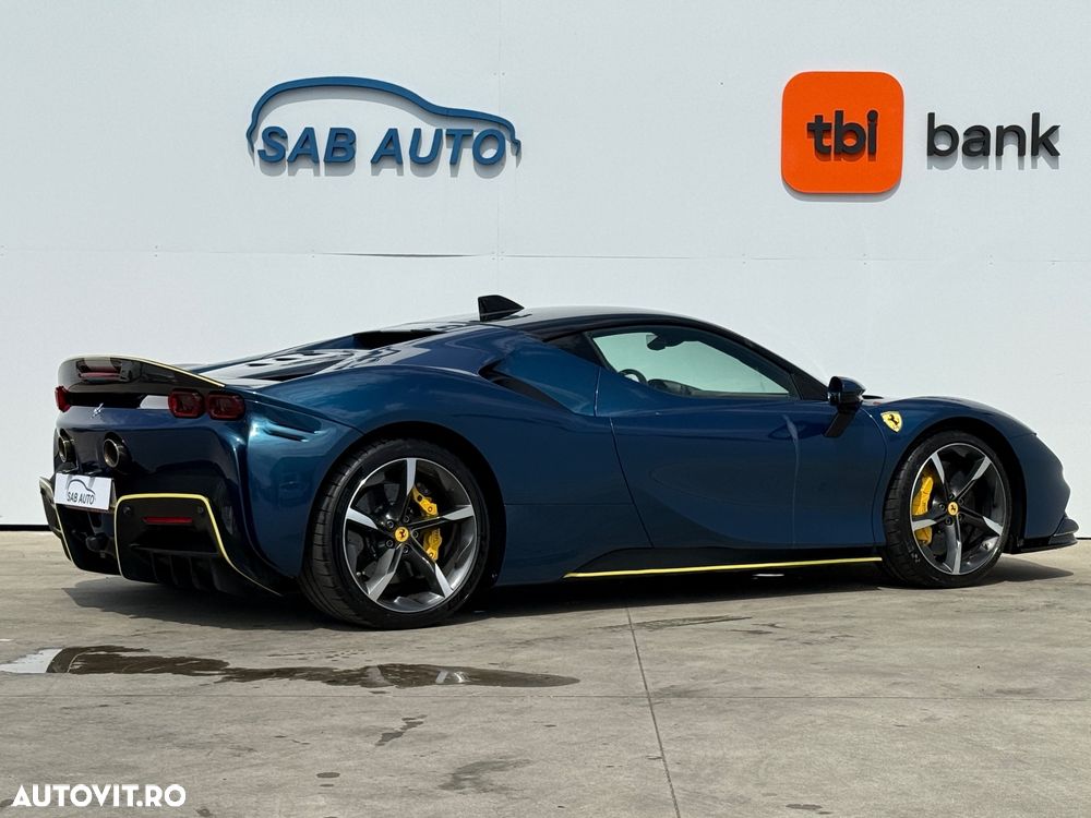 Ferrari SF90 Stradale - 13