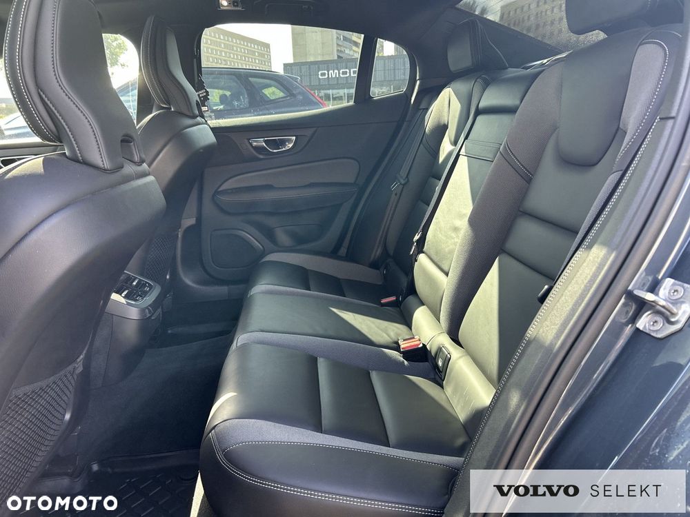 Volvo S60 - 29