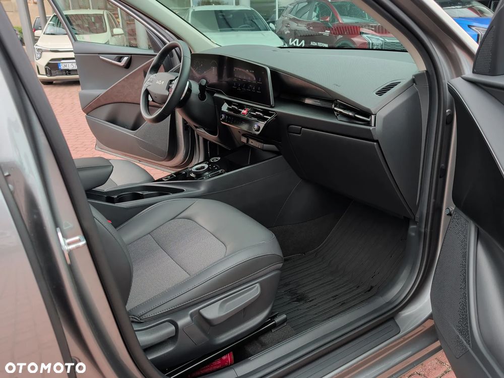 Kia Niro 1.6 GDI Hybrid Business Line - 14