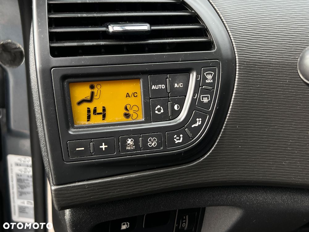 Citroën C4 Grand Picasso 1.6 HDi Equilibre Navi Pack MCP - 16