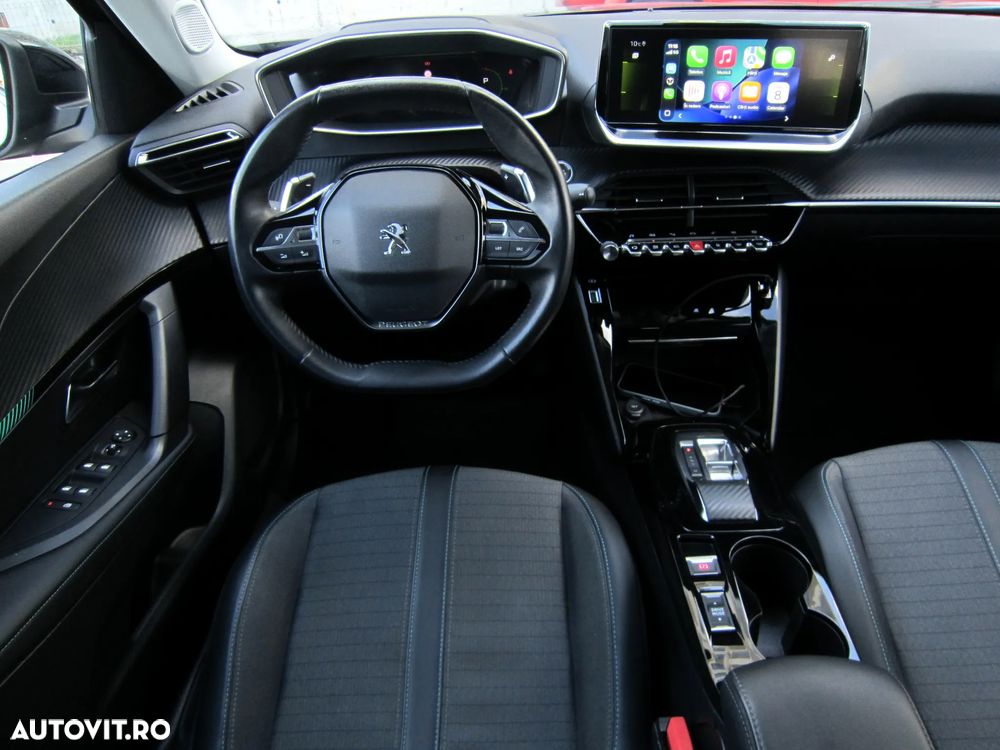 Peugeot 2008 1.5 BlueHDI EAT8 STT Allure Pack - 17