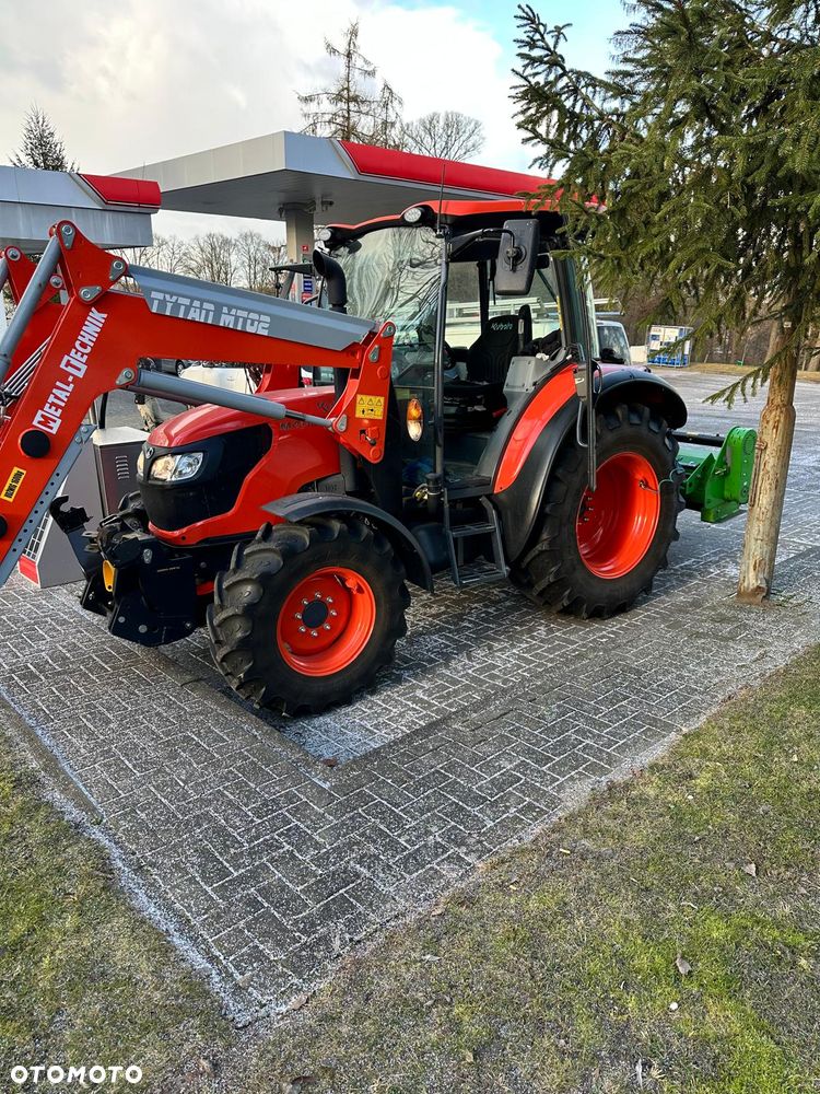Kubota M4063 - 21