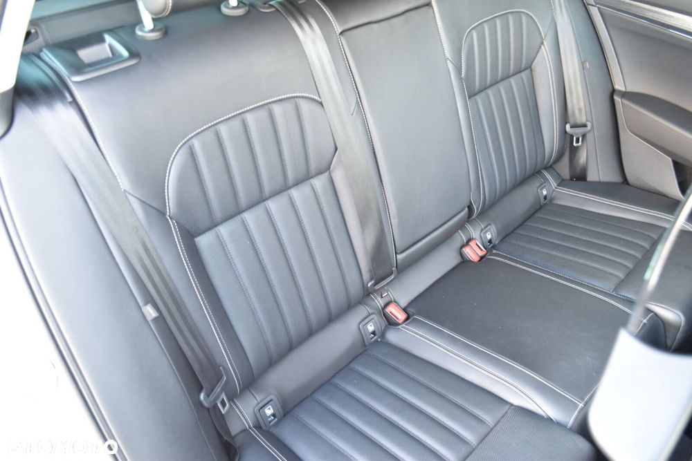 Skoda Superb 2.0 TDI SCR 4x4 Style DSG - 32