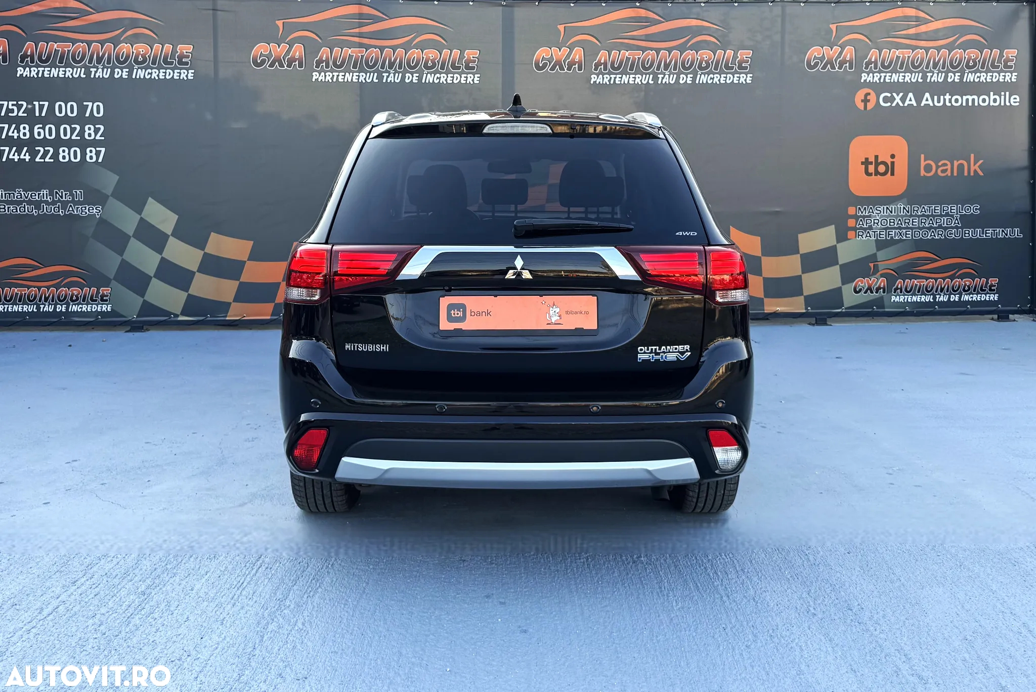 Mitsubishi Outlander 2.0 4WD Plug-In Hybrid - 5