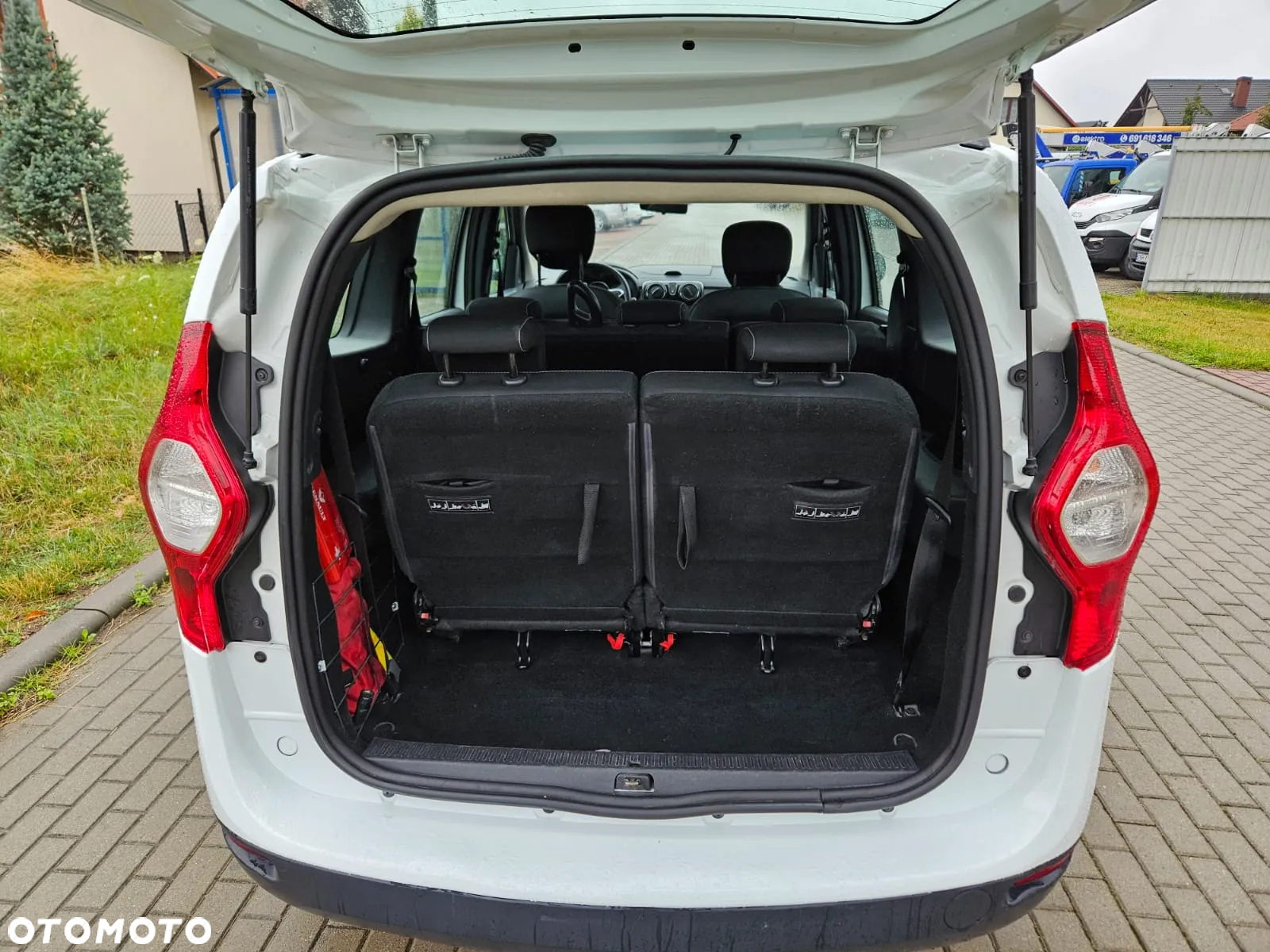Dacia Lodgy 1.5 dCi Laureate S&S EU6 - 8